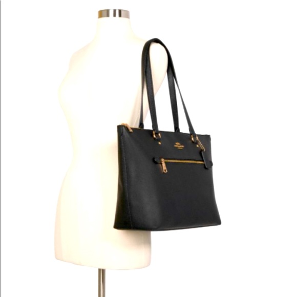 Coach Handbags - NWT Coach Black Leather Gallery Tote Bag